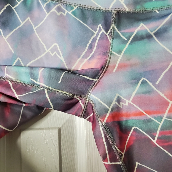 Mossimo Supply Pastel Mountain Workout Pant Sz L - Picture 7 of 14